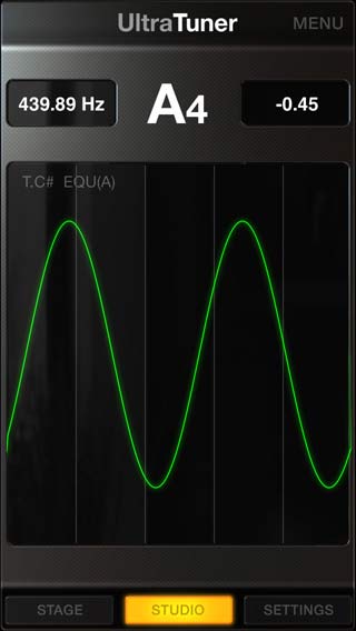 ultratuner_gui_iphone_studio_mode_waveform_display